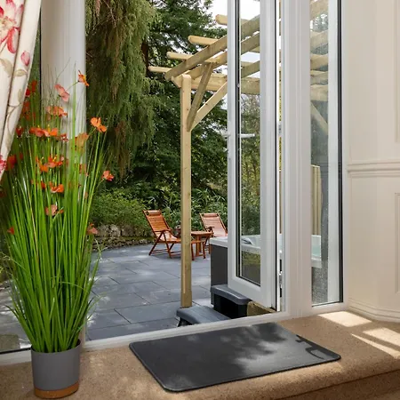 Bed and Breakfast Manor 5*