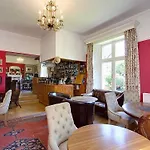 Manor Bed & Breakfast
