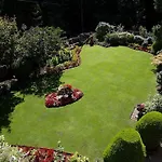 Bed & Breakfast Manor
