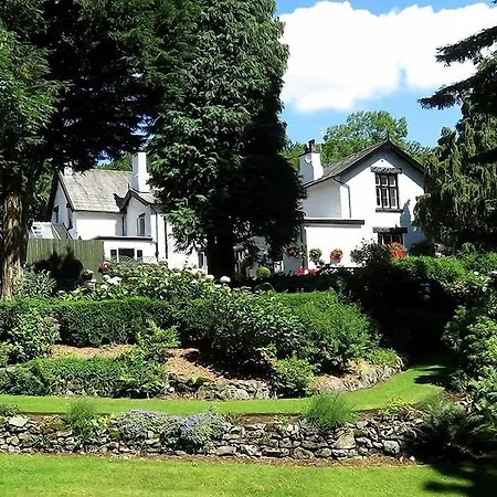 Bed & Breakfast Manor 5*