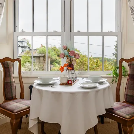 Alojamento de Acomodação e Pequeno-almoço Manor