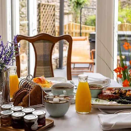 Bed & Breakfast Manor