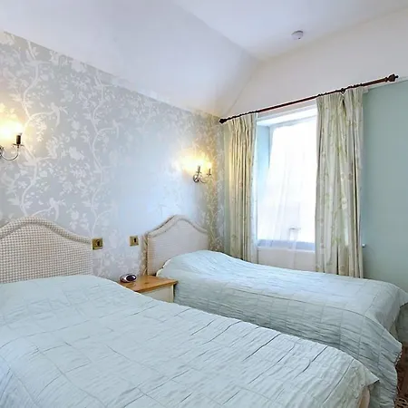 Bed & Breakfast Manor