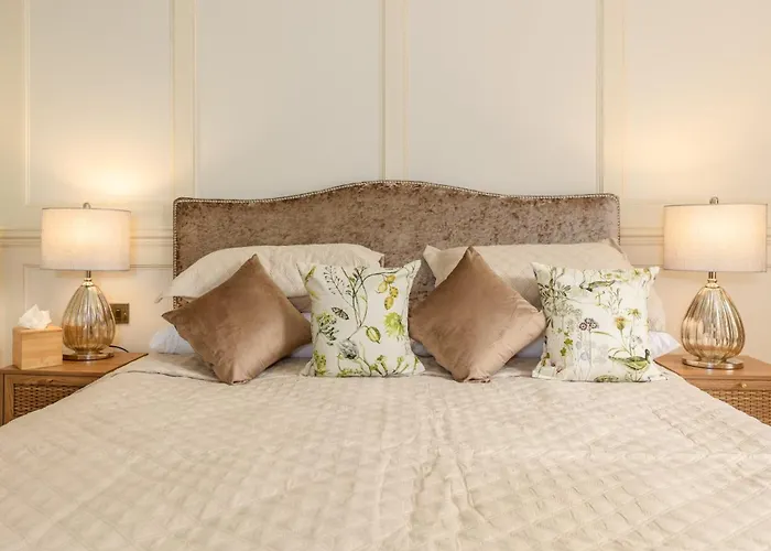 Manor Bed & Breakfast