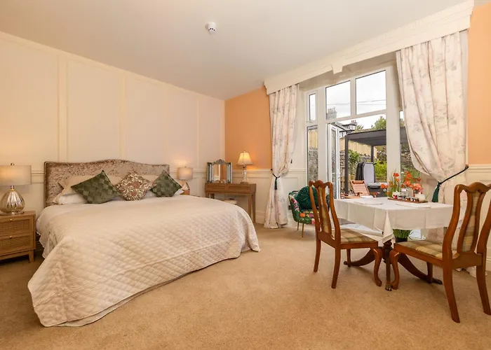 Bed & Breakfast Manor 5*